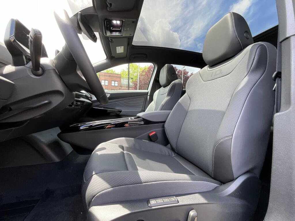 New 2026 Volkswagen ID.4 Pro S AWD/4WD image 11