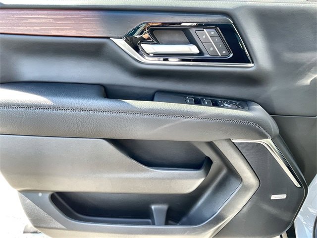 New 2026 GMC Yukon Denali w/ Sun & Power Step Package image 23