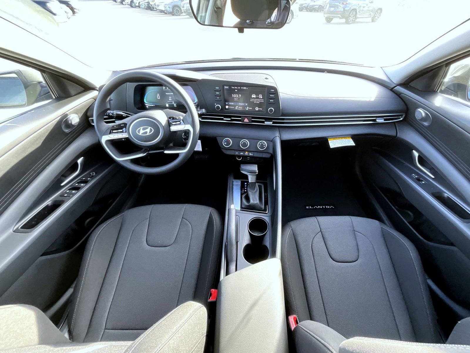 New 2026 Hyundai Elantra SE image 14