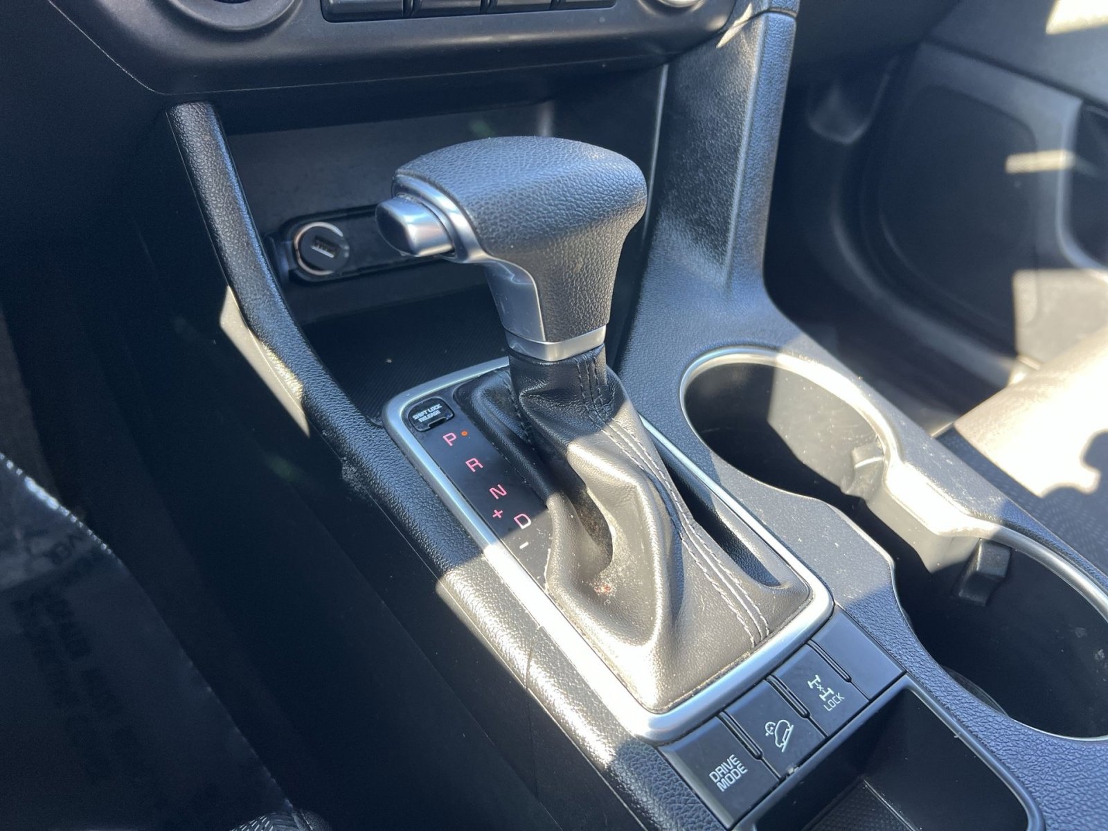 Used 2020 Kia Sportage LX image 20