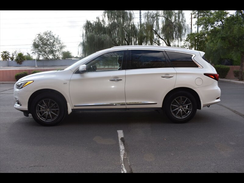 Used 2017 INFINITI QX60 FWD w/ Premium Plus Package image 4