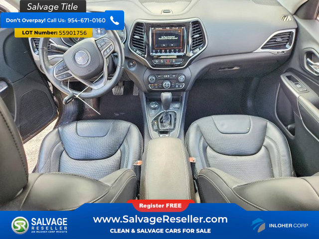Used 2019 Jeep Cherokee Limited w/ Luxury Group AWD/4WD image 11