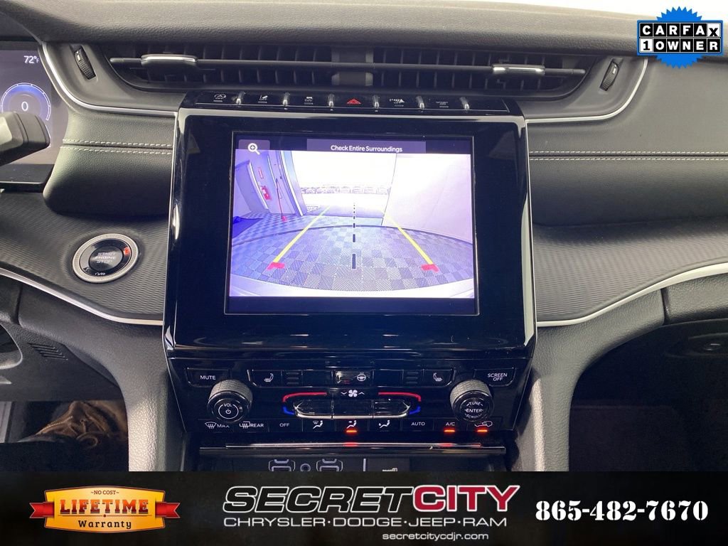 Used 2024 Jeep Grand Cherokee Altitude image 21
