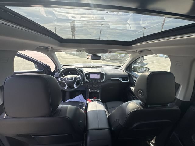 Used 2023 GMC Terrain SLT w/ Infotainment Package II AWD/4WD image 21