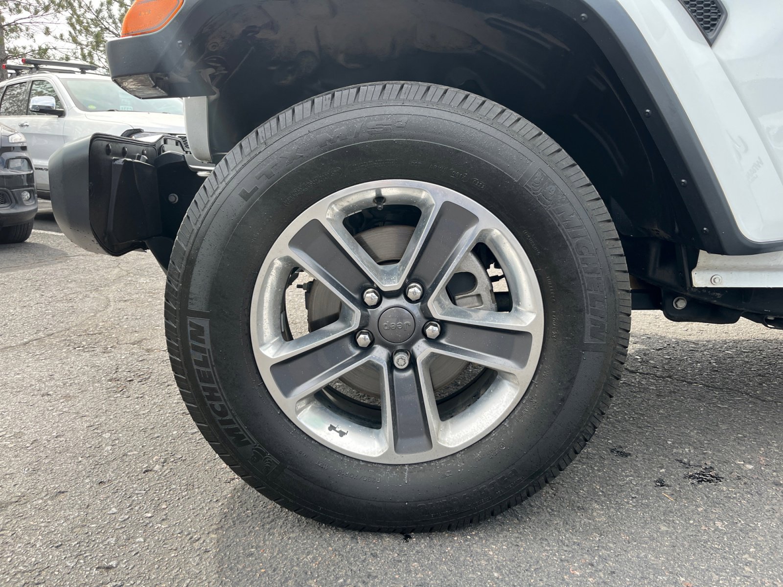 Used 2018 Jeep Wrangler Unlimited Sahara image 26