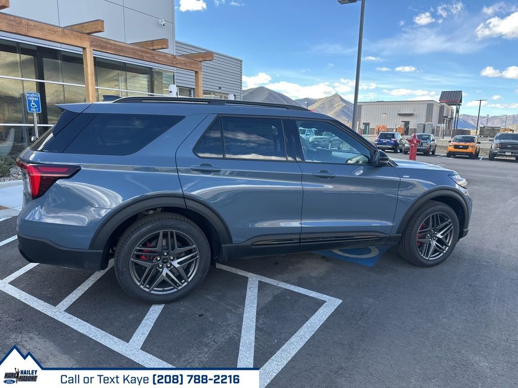 New 2026 Ford Explorer ST-Line w/ ST-Line Street Pack image 35
