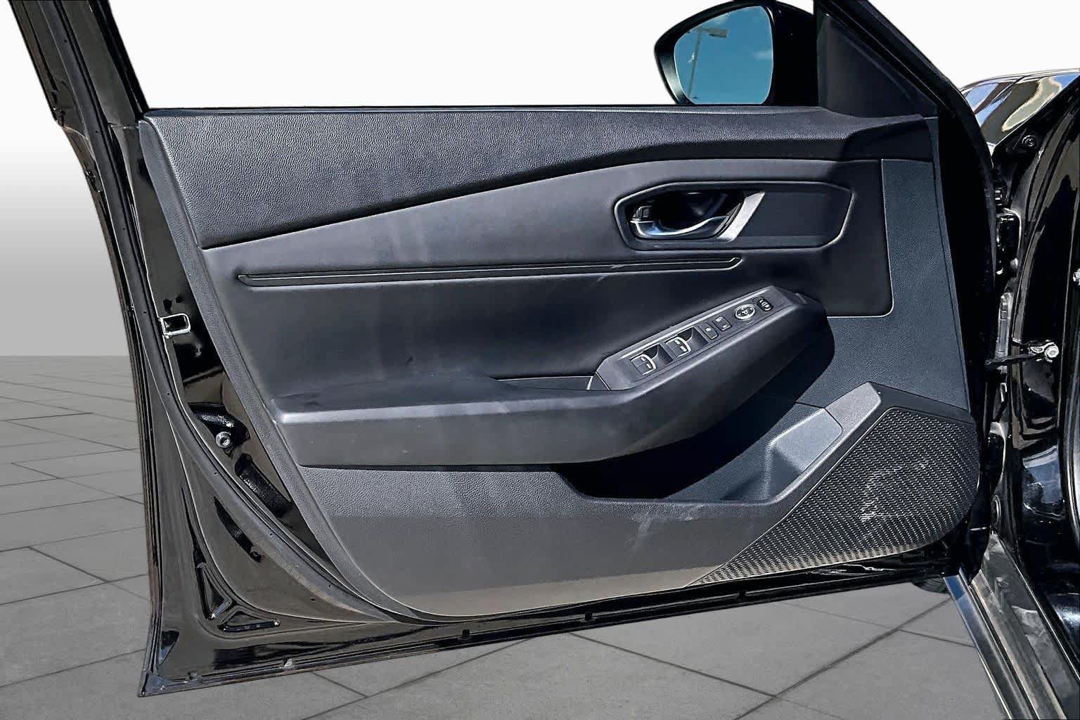 Used 2023 Honda Accord EX image 20