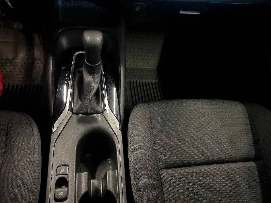 Certified 2025 Toyota Corolla LE image 7