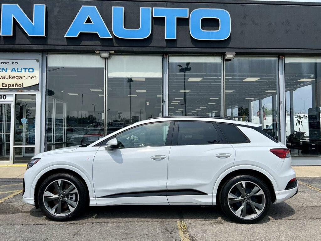 Used 2024 Audi Q4 e-tron Premium Plus w/ Premium Plus AWD/4WD image 36
