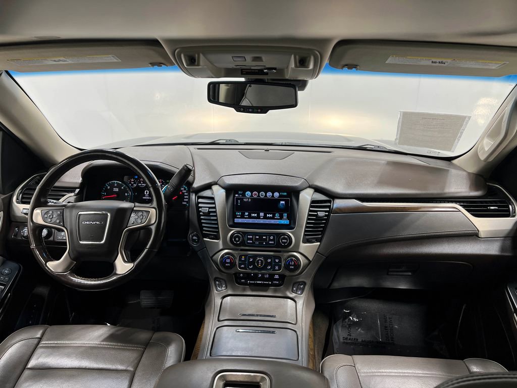 Used 2018 GMC Yukon XL Denali w/ Denali Ultimate Package AWD/4WD image 22