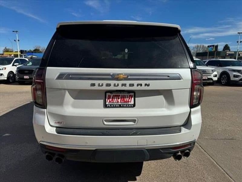 Used 2021 Chevrolet Suburban High Country AWD/4WD image 19