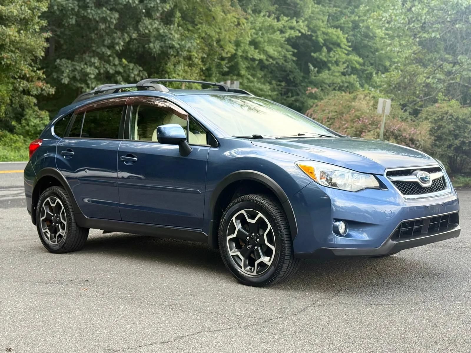 Used 2013 Subaru Crosstrek 2.0i Premium AWD/4WD image 1