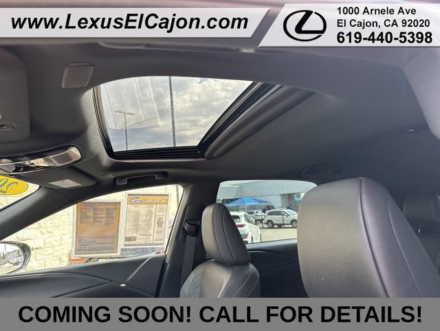 Used 2025 Lexus RX 350 Premium w/ Accessory Package (Z1) FWD image 16