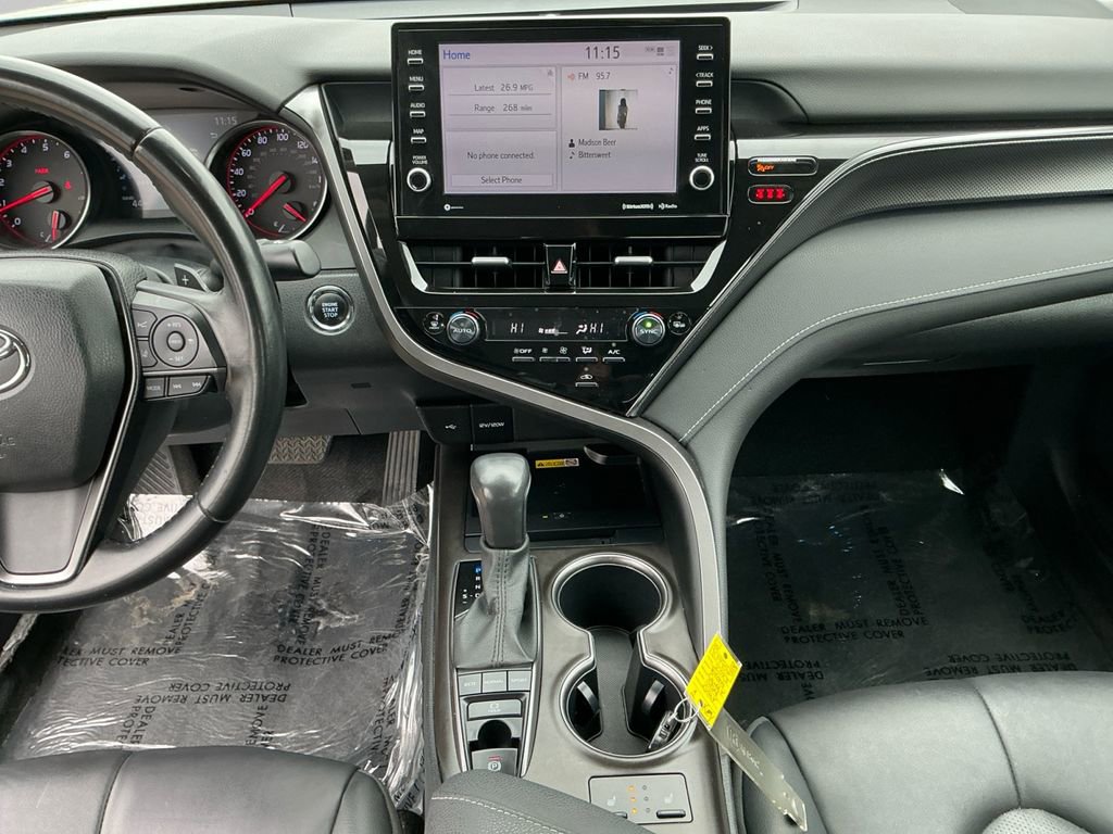 Used 2023 Toyota Camry XSE image 11