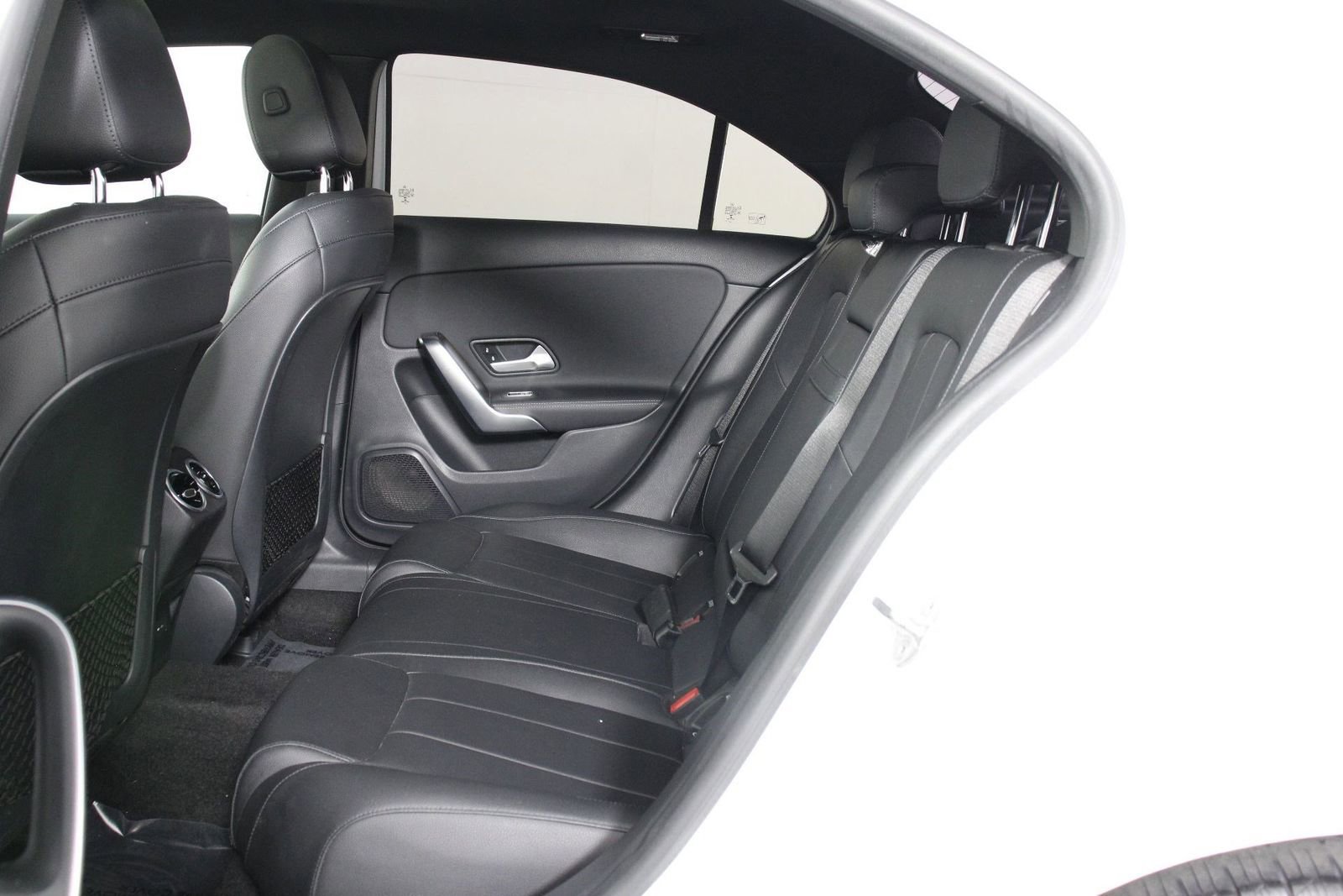 Used 2021 Mercedes-Benz A 220 image 32