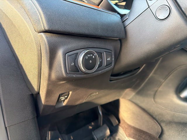 Used 2017 Lincoln MKC Reserve w/ Lincoln MKC Climate Package AWD/4WD image 19