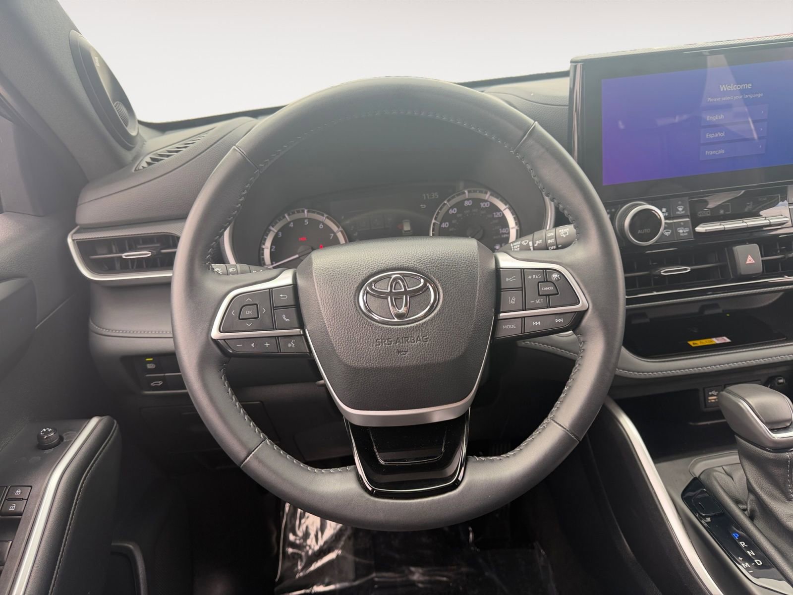 Certified 2024 Toyota Highlander XSE AWD/4WD image 12