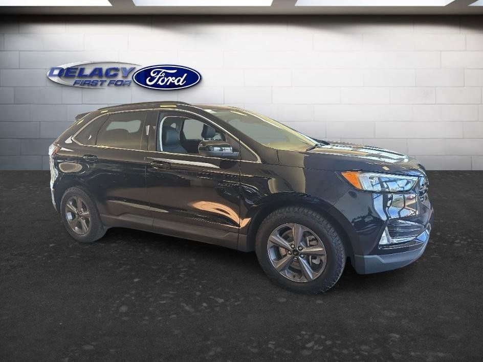 Used 2022 Ford Edge SEL w/ Sport Appearance Package AWD/4WD image 9