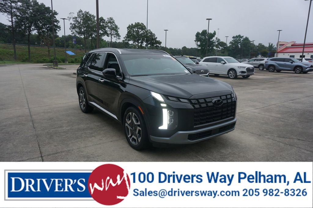 Used 2024 Hyundai Palisade Limited FWD image 1