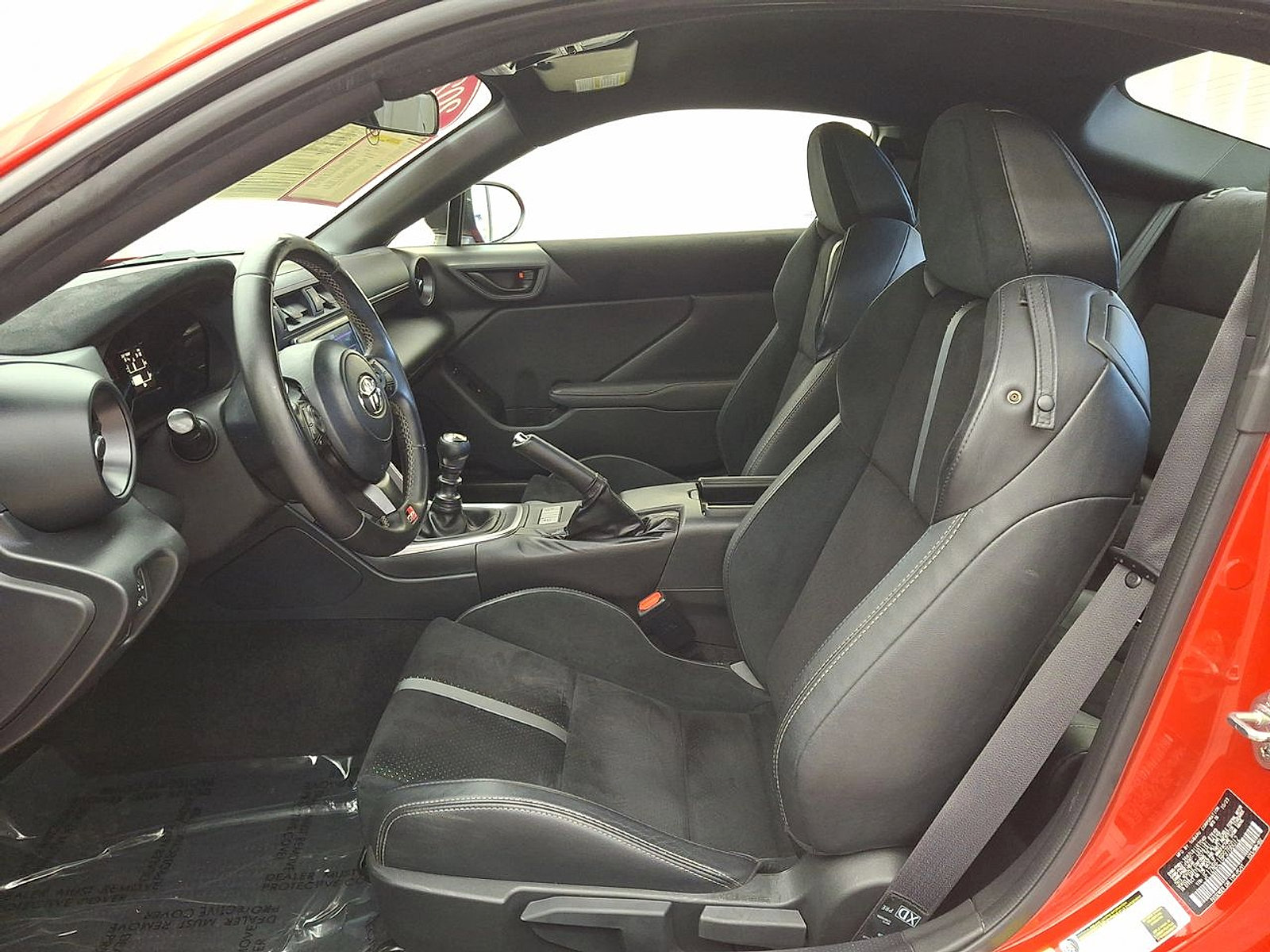 Certified 2023 Toyota GR86 Premium w/ ALL Weather Mat Package (TMS) RWD image 11
