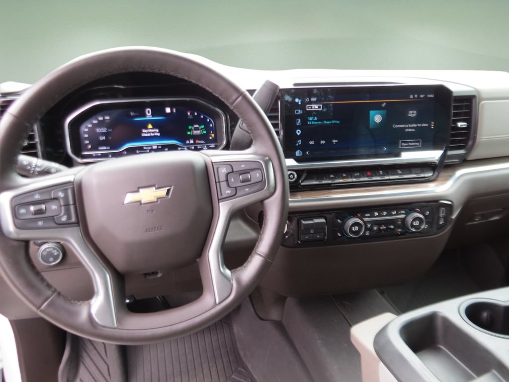 Certified 2023 Chevrolet Silverado 1500 LT AWD/4WD image 22