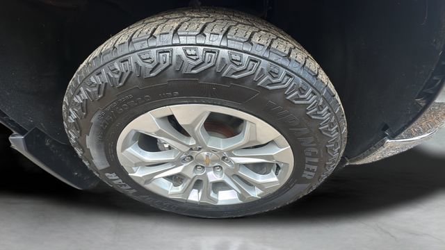 Used 2023 Chevrolet Silverado 1500 LTZ AWD/4WD image 29