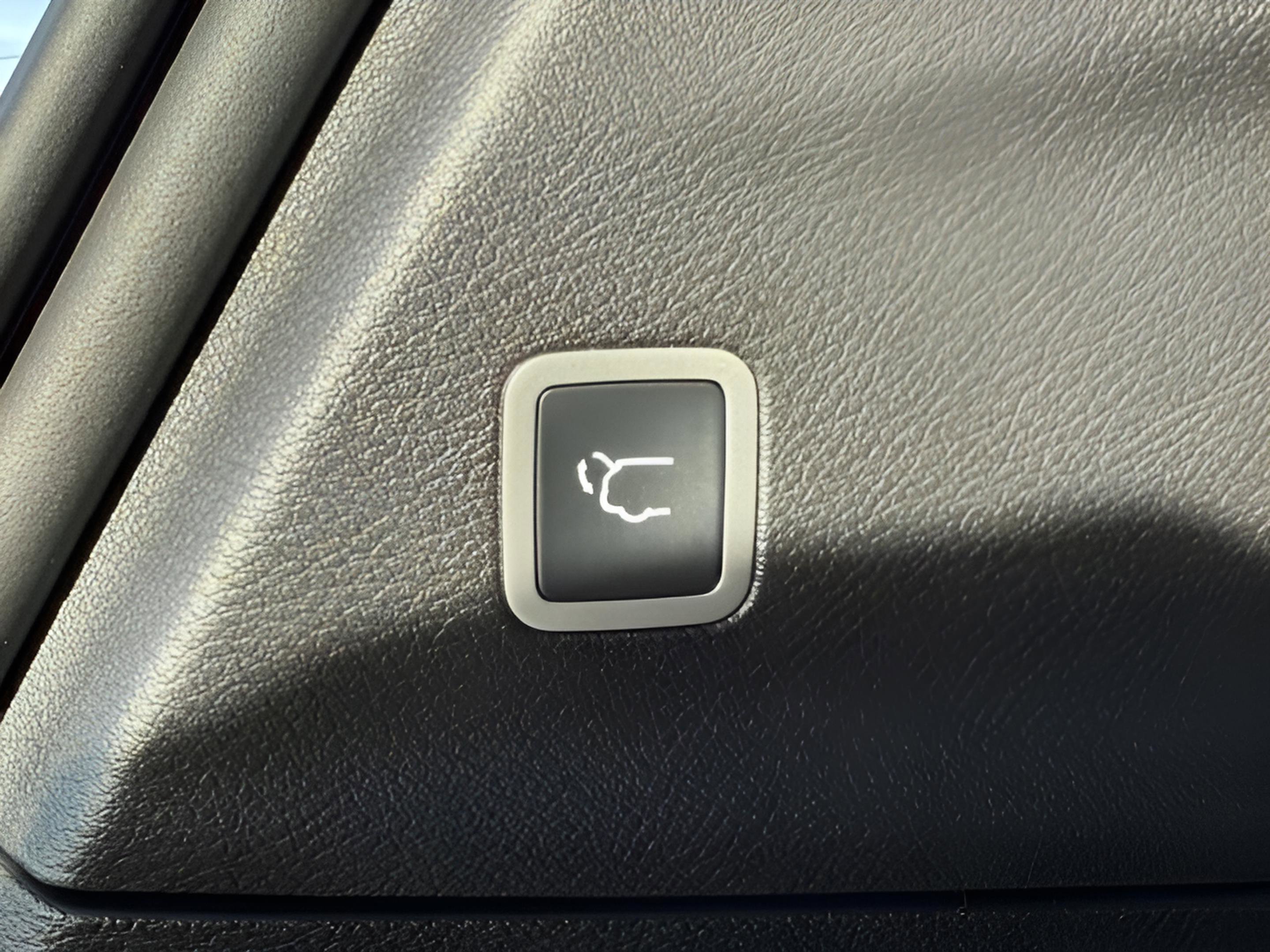 New 2026 Chrysler Pacifica Pinnacle image 8