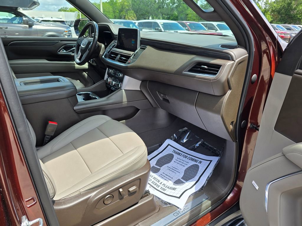 Used 2023 GMC Yukon SLT w/ Max Trailering Package AWD/4WD image 29