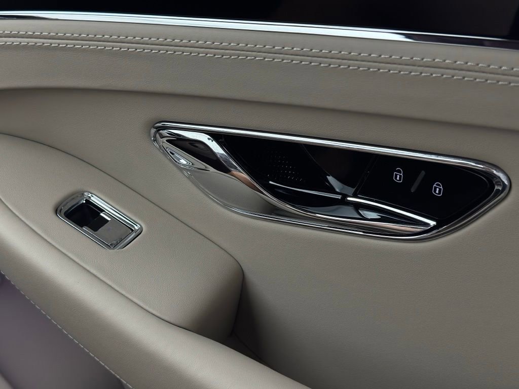 Used 2024 Bentley Continental GT image 45