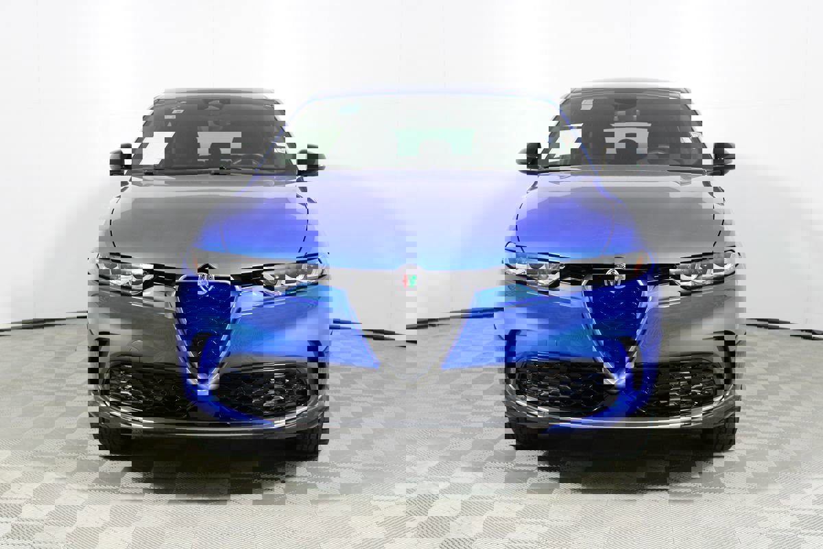 Used 2024 Alfa Romeo Tonale Ti AWD/4WD image 23