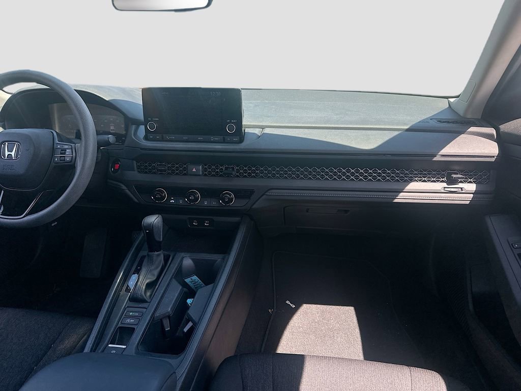 Used 2024 Honda Accord LX image 31