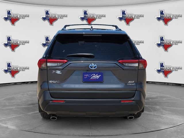 Used 2022 Toyota RAV4 XLE w/ Convenience Package AWD/4WD image 4