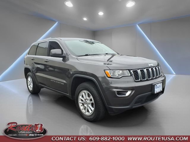 Used 2019 Jeep Grand Cherokee Laredo AWD/4WD image 1
