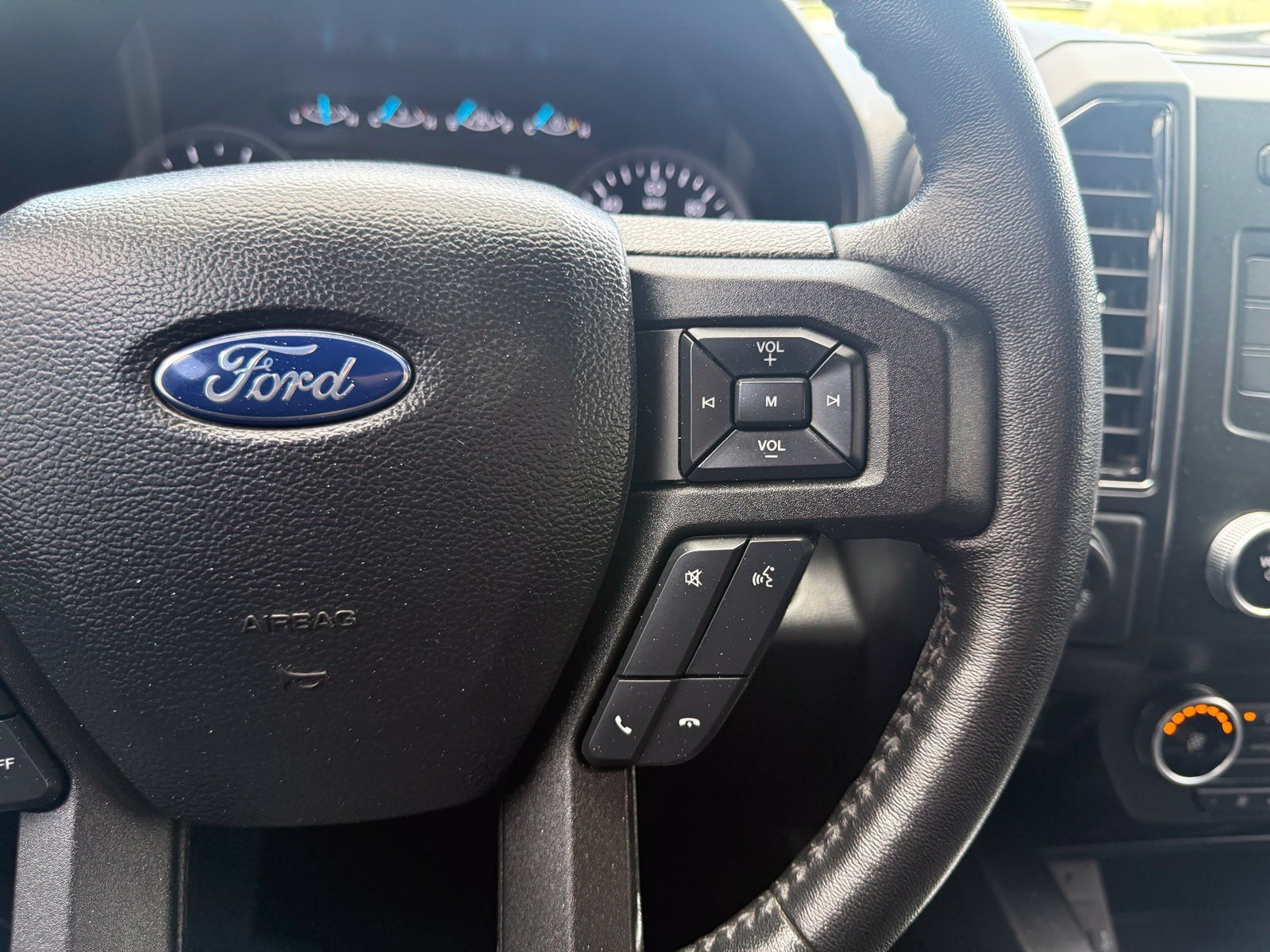 Used 2020 Ford Expedition XL AWD/4WD image 20