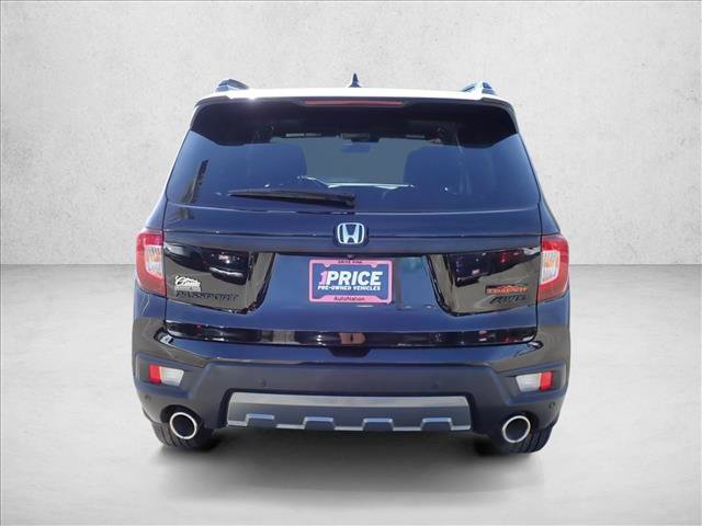 Used 2023 Honda Passport TrailSport image 3