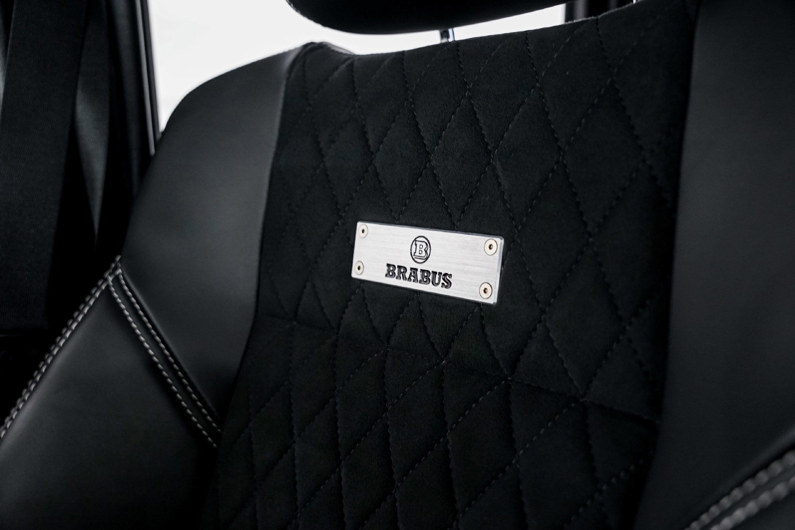 Used 2017 Mercedes-Benz G 550 Squared image 19