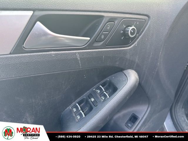 Used 2013 Volkswagen Jetta SE FWD image 10