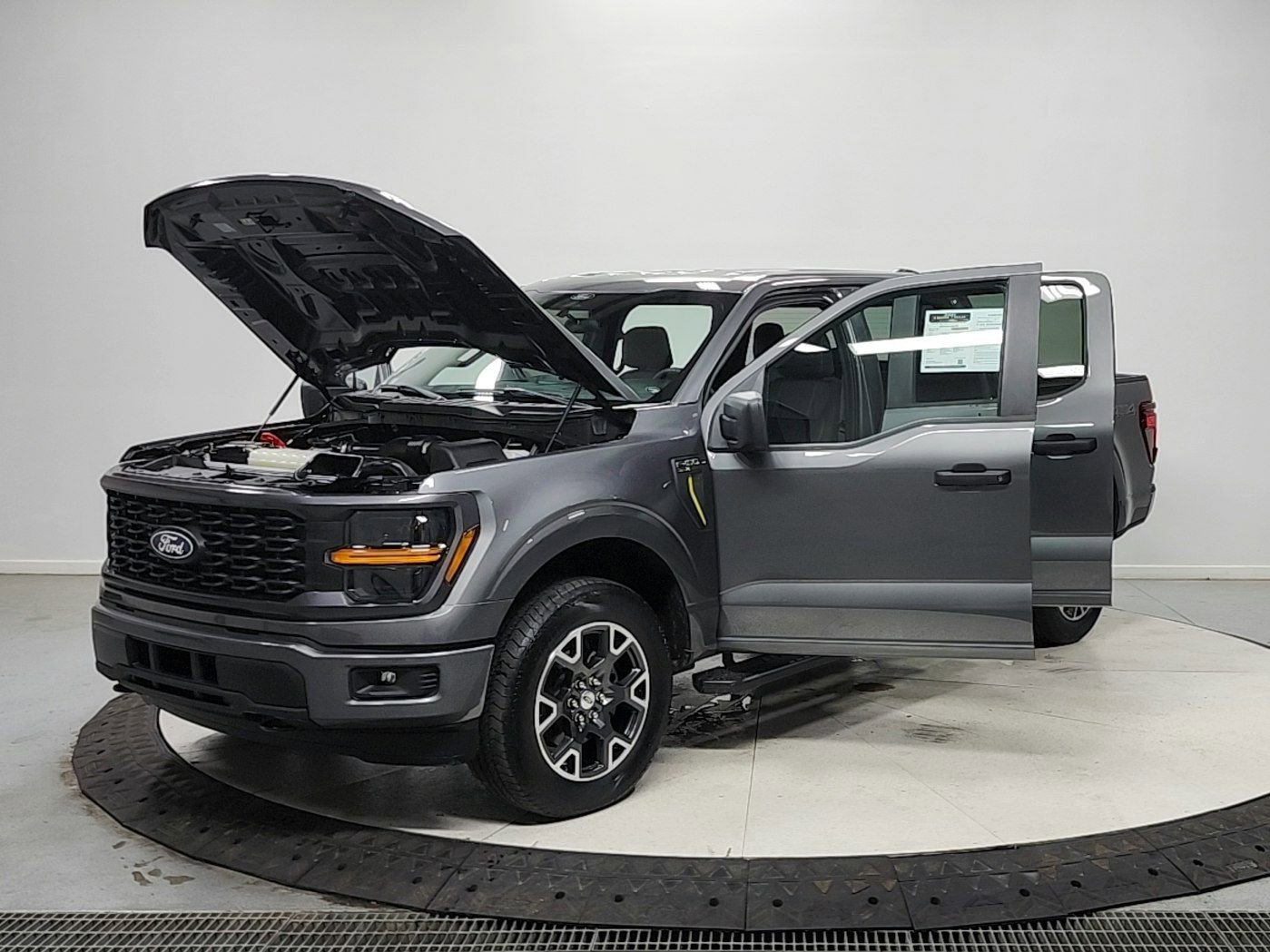 Used 2024 Ford F150 STX AWD/4WD image 11