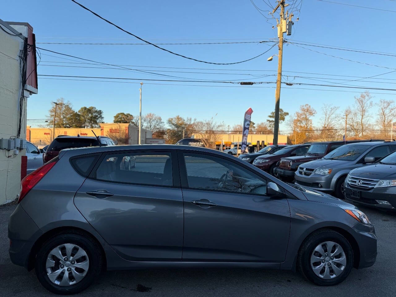 Used 2015 Hyundai Accent GS image 4