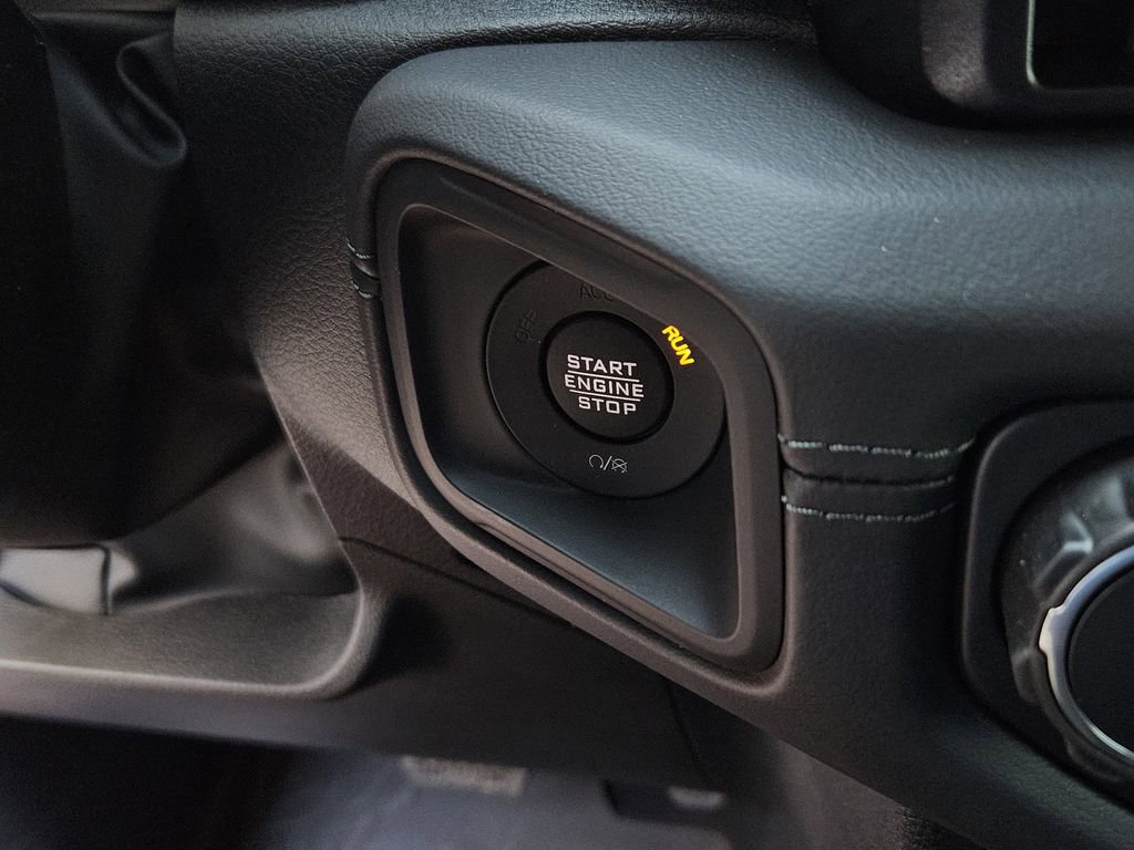 New 2026 Jeep Gladiator Sport AWD/4WD image 22