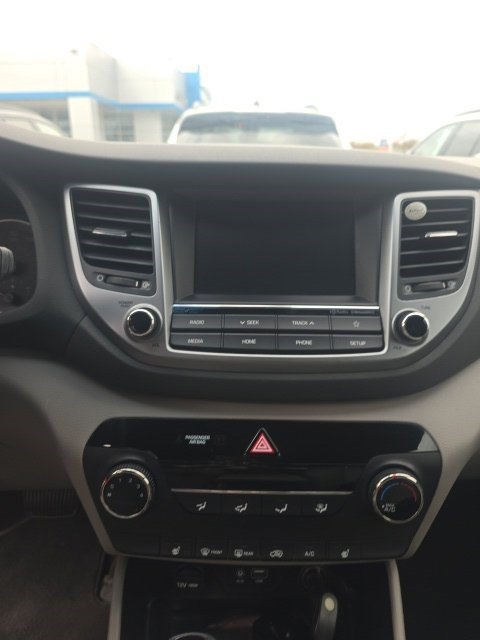 Used 2018 Hyundai Tucson SEL w/ Cargo Package FWD image 12