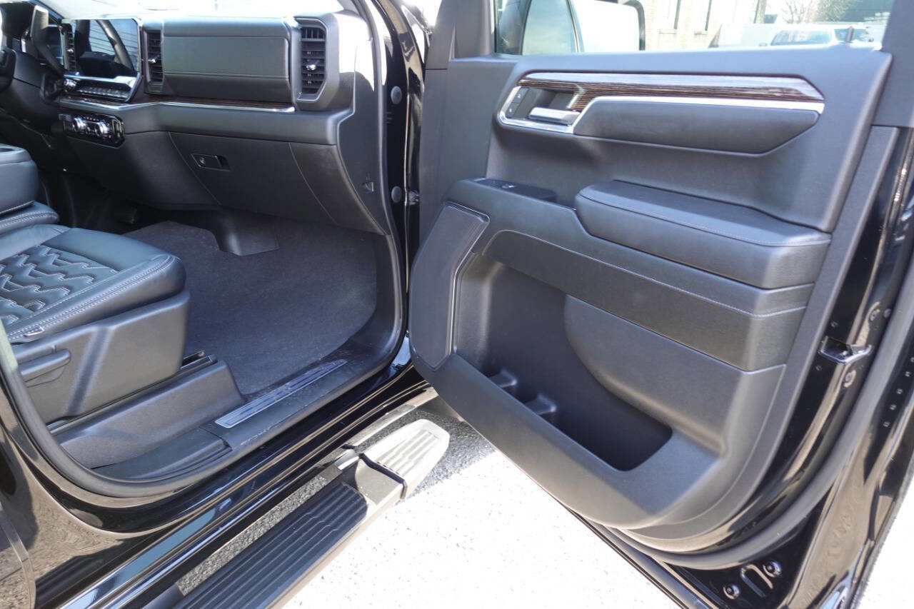 Used 2023 GMC Sierra 1500 Elevation image 30