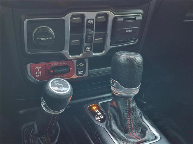 Used 2021 Jeep Wrangler Unlimited Rubicon w/ LED Lighting Group AWD/4WD image 14