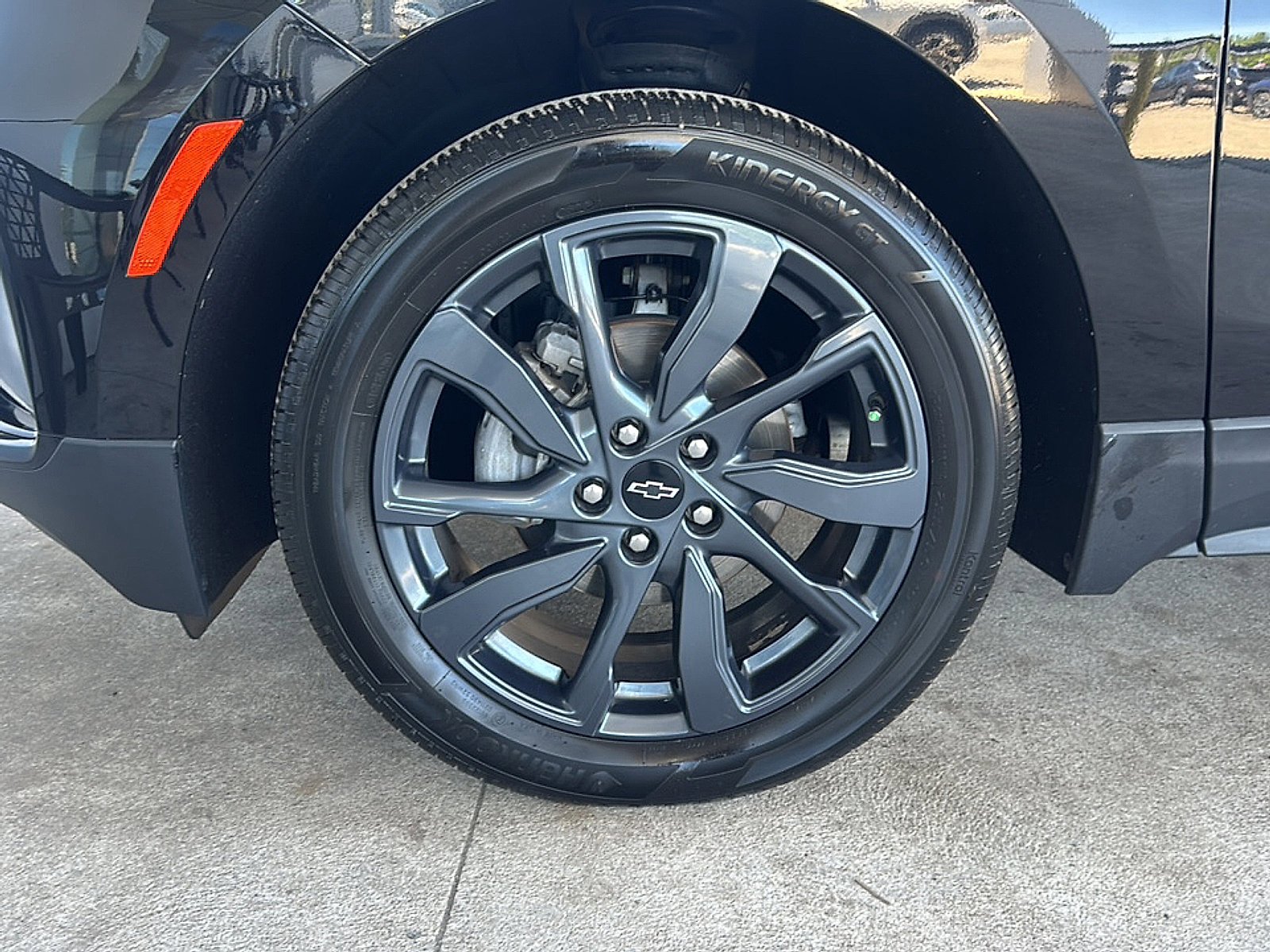 Used 2024 Chevrolet Equinox RS w/ LPO, Cargo Package FWD image 40