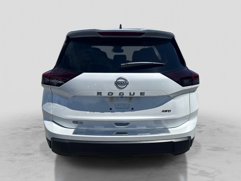 Certified 2026 Nissan Rogue SV w/ Cold Weather Package AWD/4WD image 4