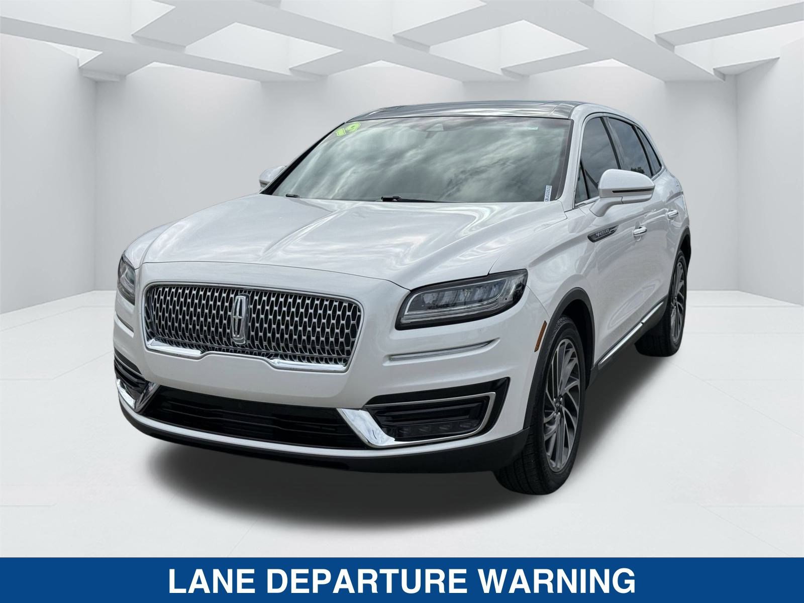 Used 2019 Lincoln Nautilus Reserve w/ Cargo Utility Package image 6