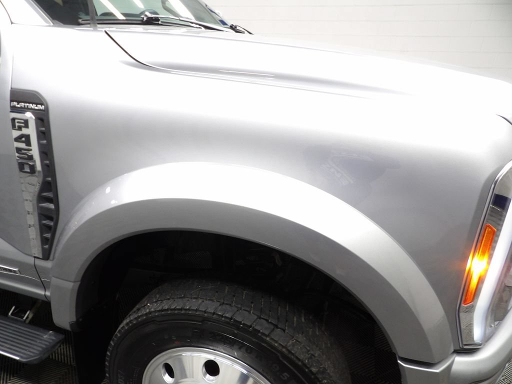 Used 2023 Ford F450 Platinum w/ FX4 Off-Road Package AWD/4WD image 38
