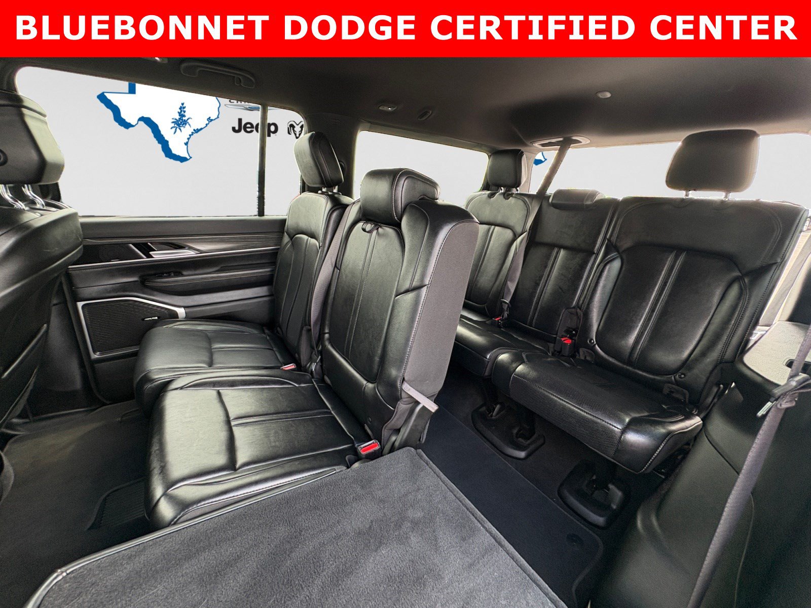 Used 2024 Jeep Wagoneer Series II w/ Flexible Seating Group AWD/4WD image 21