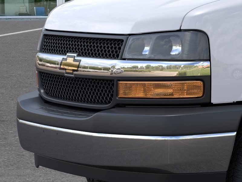 New 2026 Chevrolet Express 3500 w/ Power Convenience Package RWD image 13