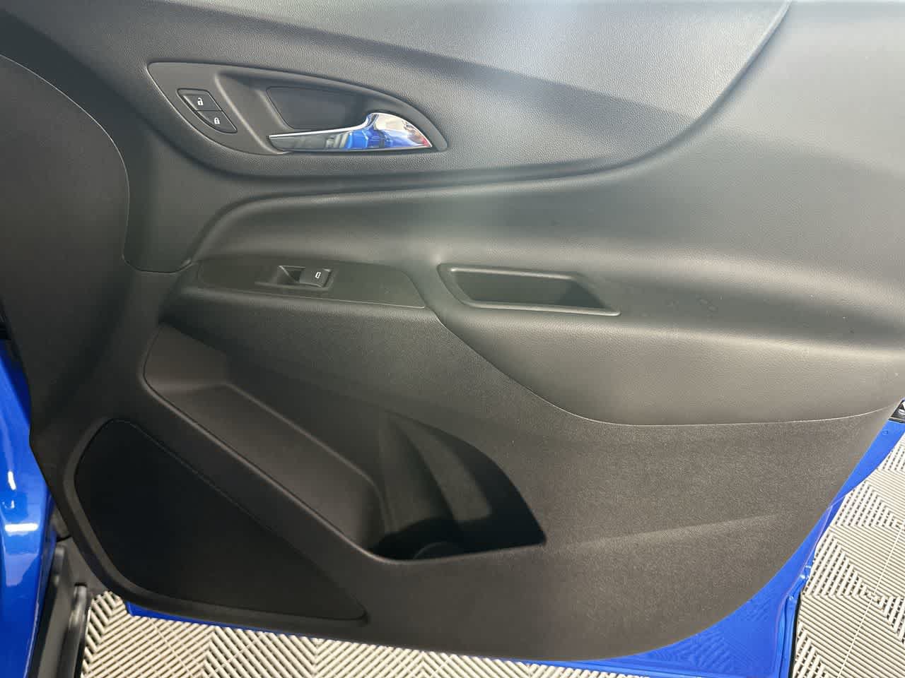 Used 2024 Chevrolet Equinox LT w/ LPO, Floor Liner Package FWD image 22